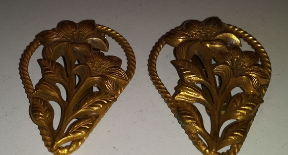 Art Nouveau Gilt Brass Floral Dress/Scarf Clips - Picture 3 of 7
